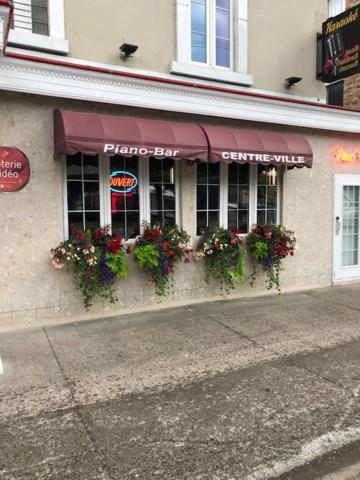 Chicoutimi 中央城镇宾馆酒店 外观 照片